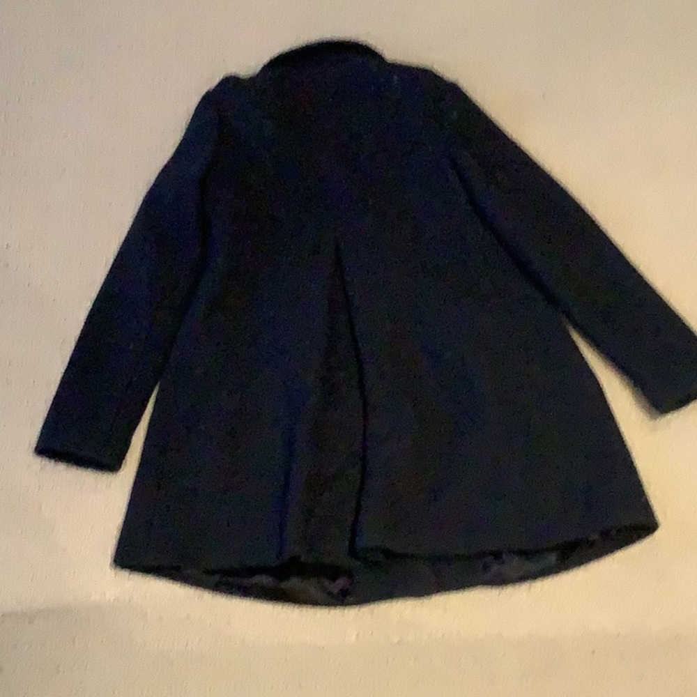Kids jacket gently used - Picture 2 of 2